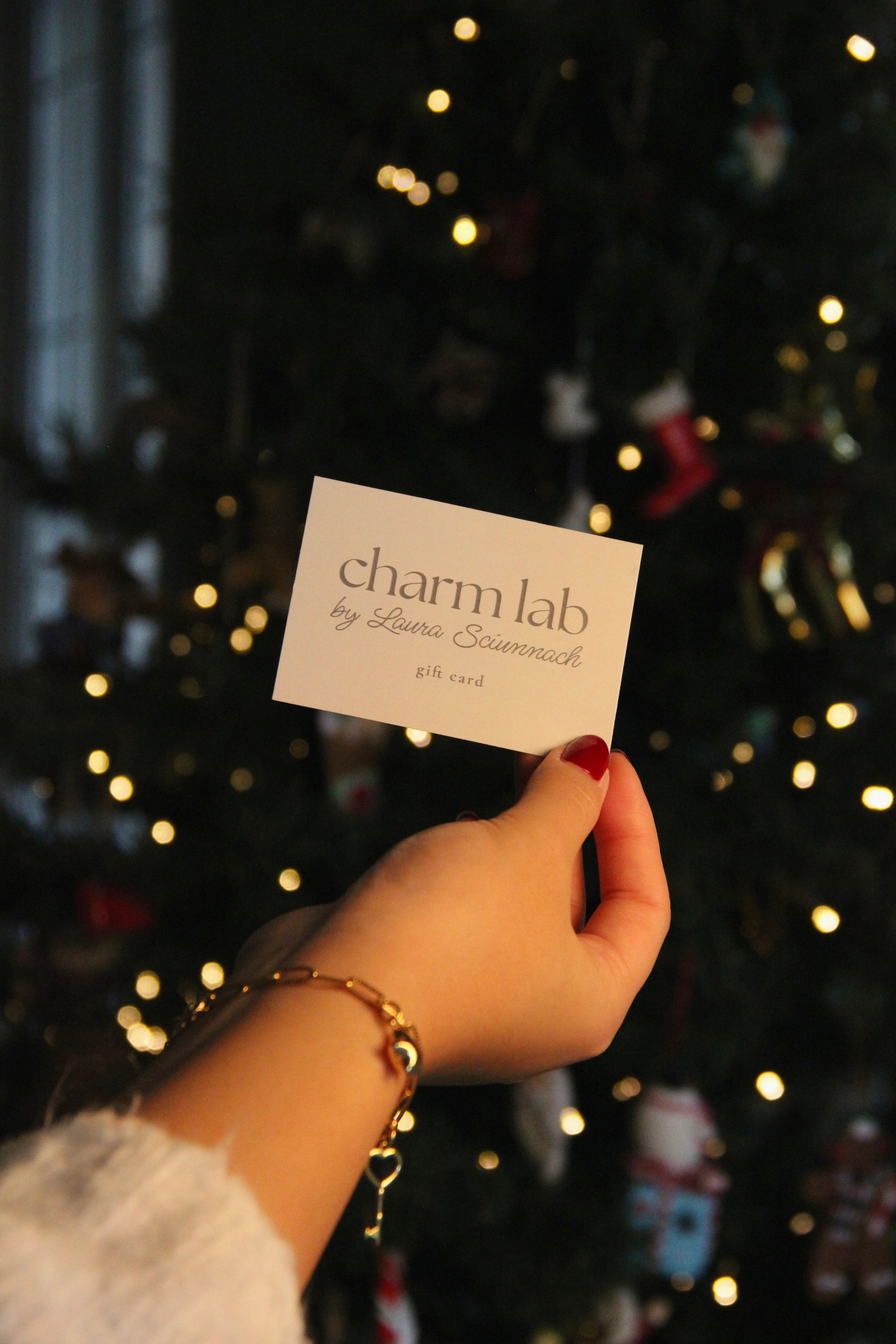 Gift card per il charm lab by Laura Sciunnach, charm bar a Genova, disponibile in diversi importi.