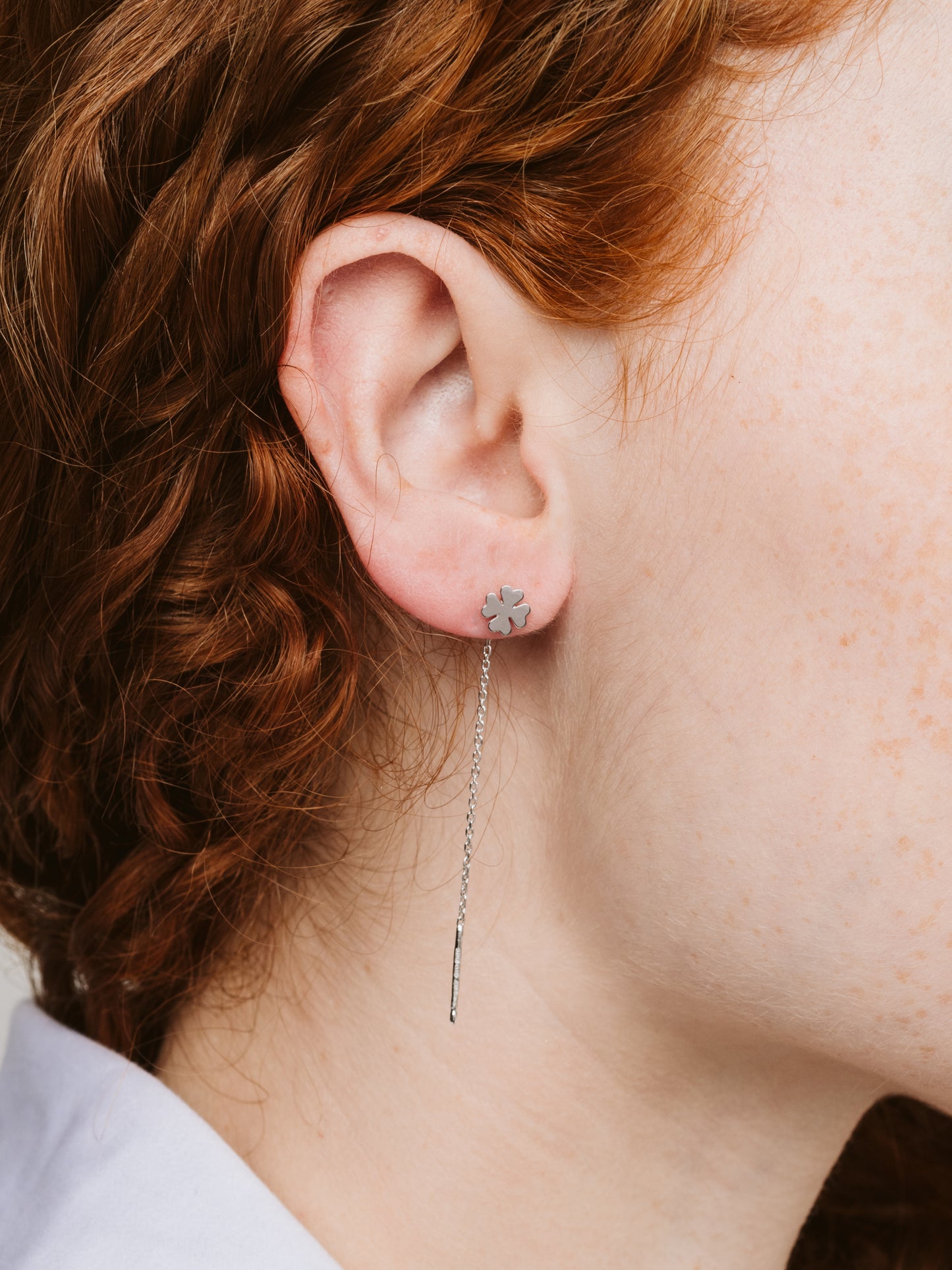 Sterling silver up-and-down four-leaf clover single earring