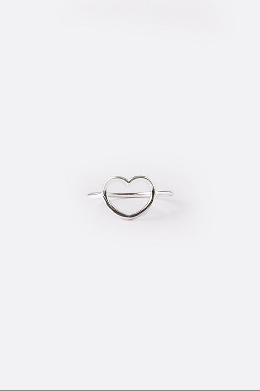 #anello #ring #argento #silver #cuore #cuorevuoto #heart #simboli #anellisottili #idearegalo #regalodonna #amiche #friendship #gioiello #jewelery