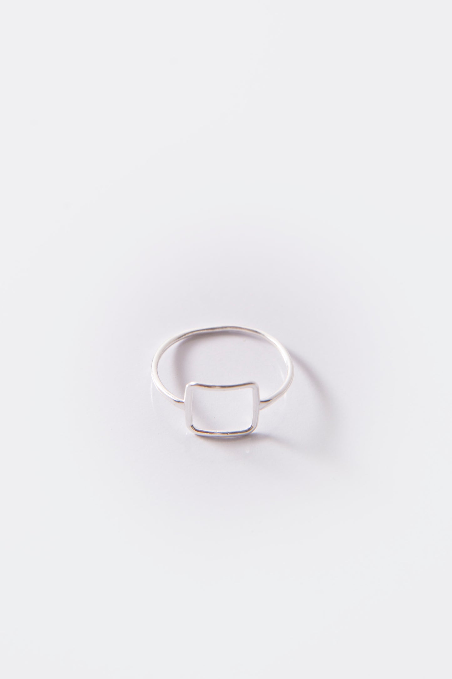 #anello #ring #argento #silver #quadrato #simboli #anellisottili #idearegalo #regalodonna #amiche #friendship #gioiello #jewelery