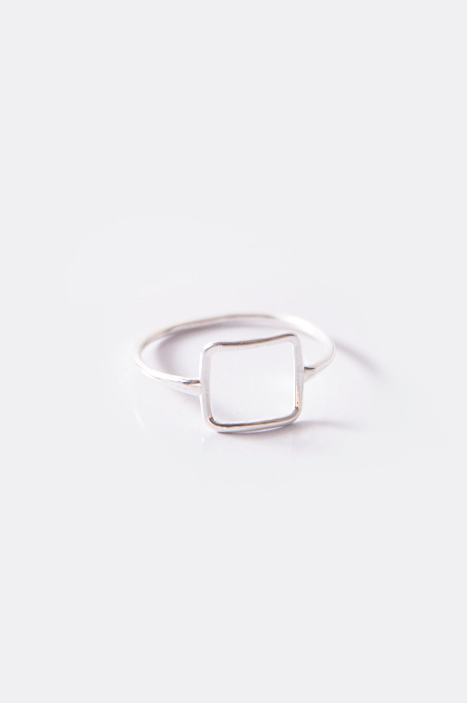 #anello #ring #argento #silver #quadrato #simboli #anellisottili #idearegalo #regalodonna #amiche #friendship #gioiello #jewelery