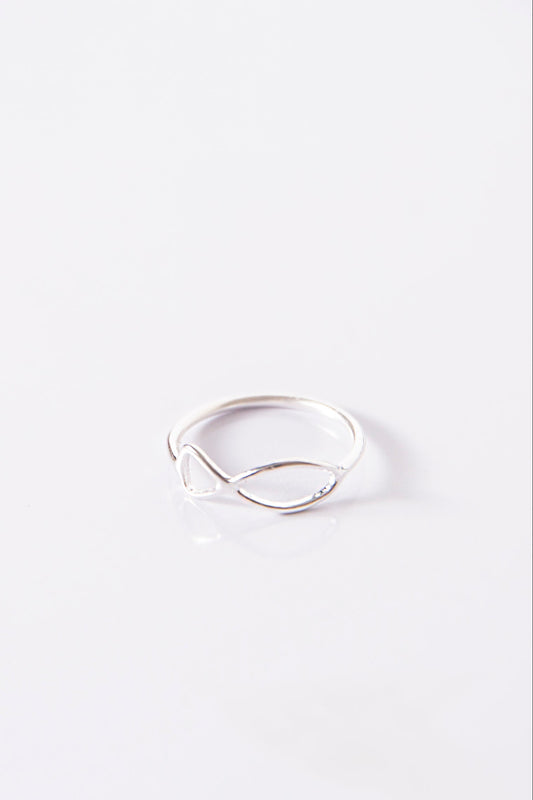 #anello #ring #argento #silver #pesce #simboli #anellisottili #idearegalo #regalodonna #amiche #friendship #gioiello #jewelery